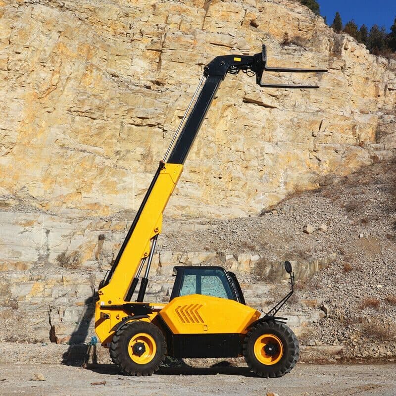 Телескопический погрузчик QUADTRAC TH730